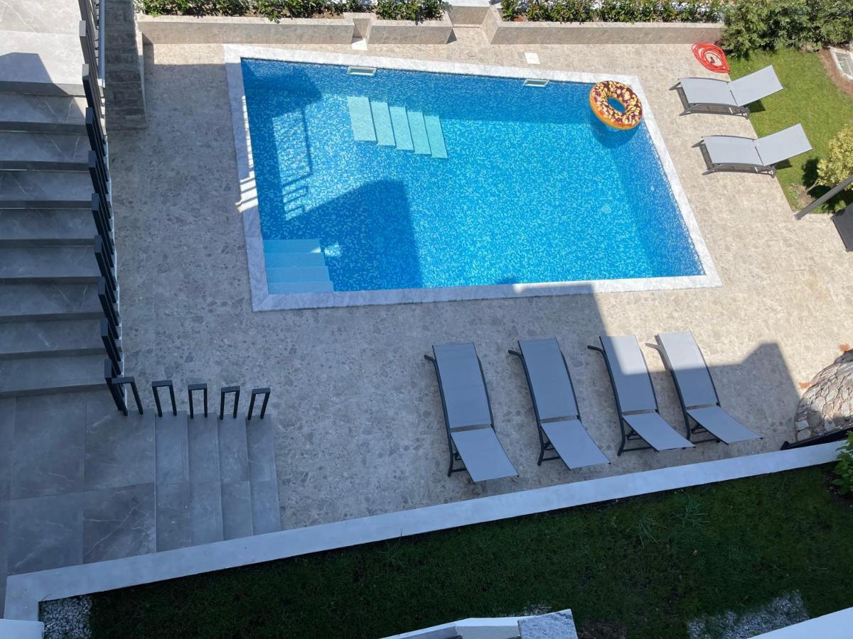 Villa Pine Bar Dış mekan fotoğraf