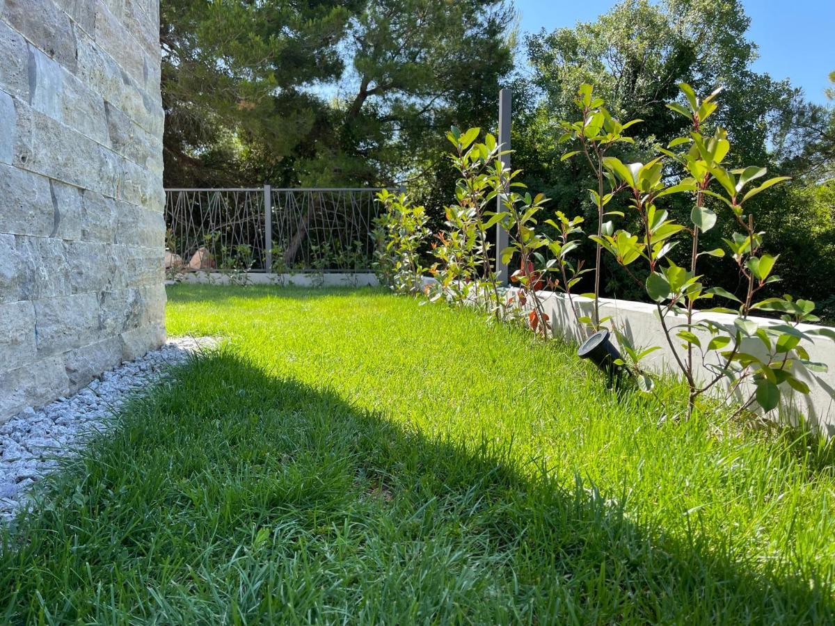 Villa Pine Bar Dış mekan fotoğraf
