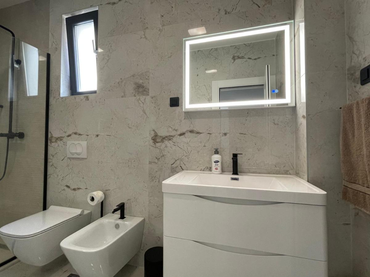 Villa Pine Bar Dış mekan fotoğraf