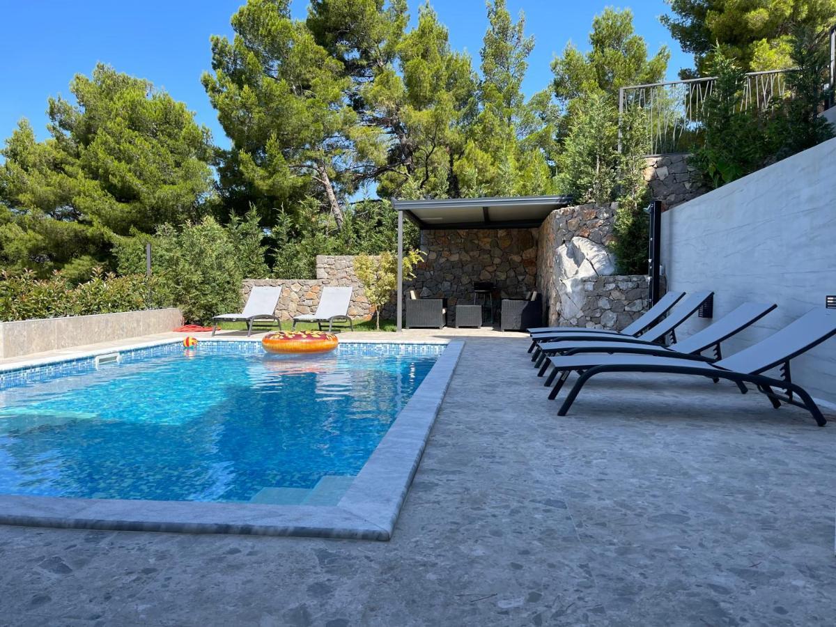Villa Pine Bar Dış mekan fotoğraf