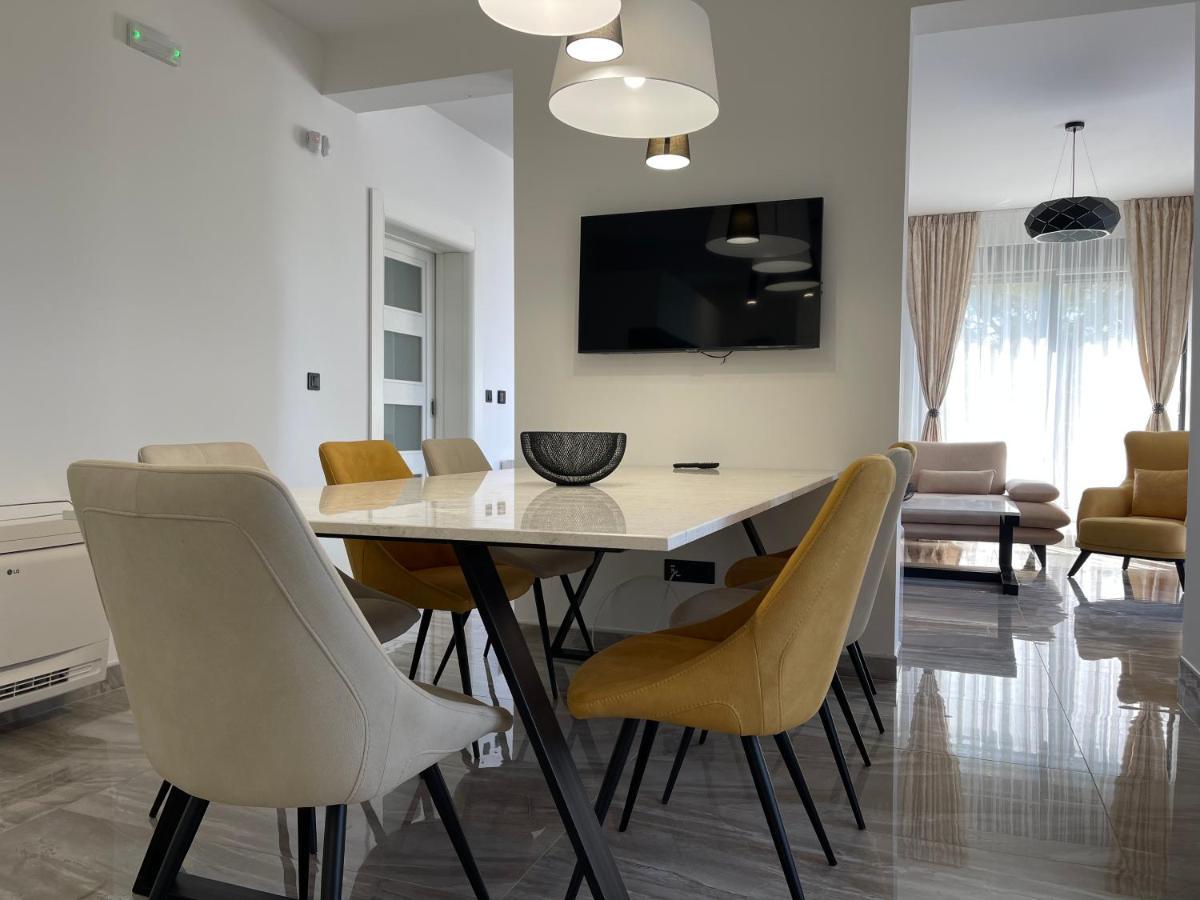 Villa Pine Bar Dış mekan fotoğraf